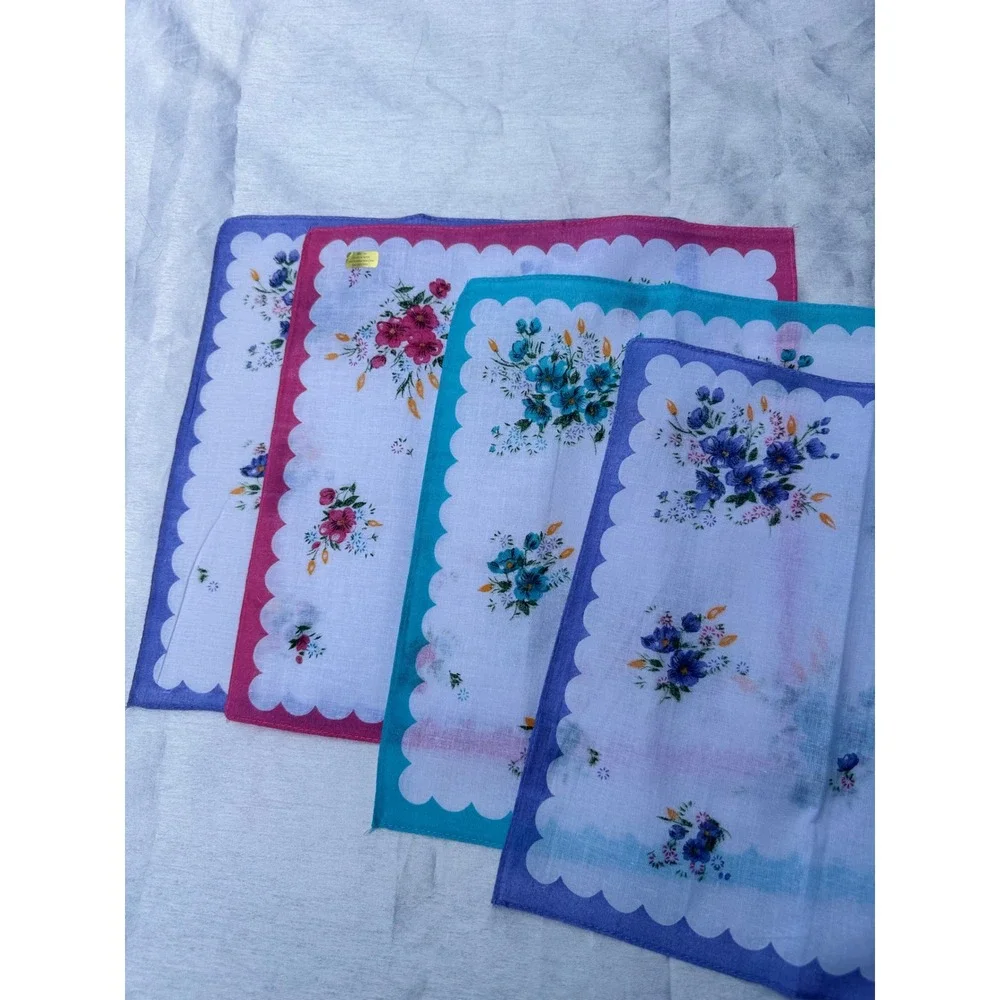 Set of 4 Vintage Floral Cotton Handkerchiefs Scalloped Edge Pink Blue